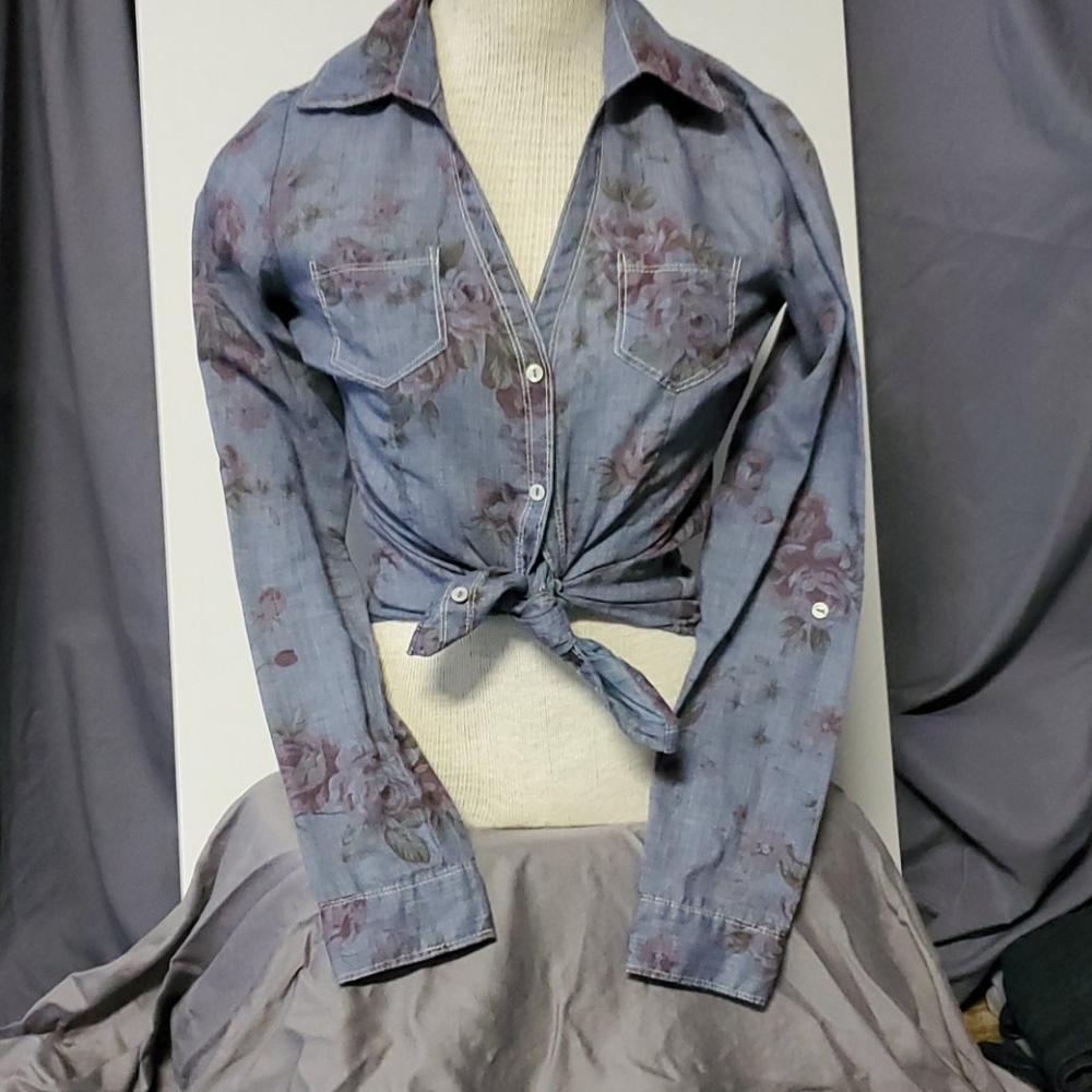 Girl Krazy small button down